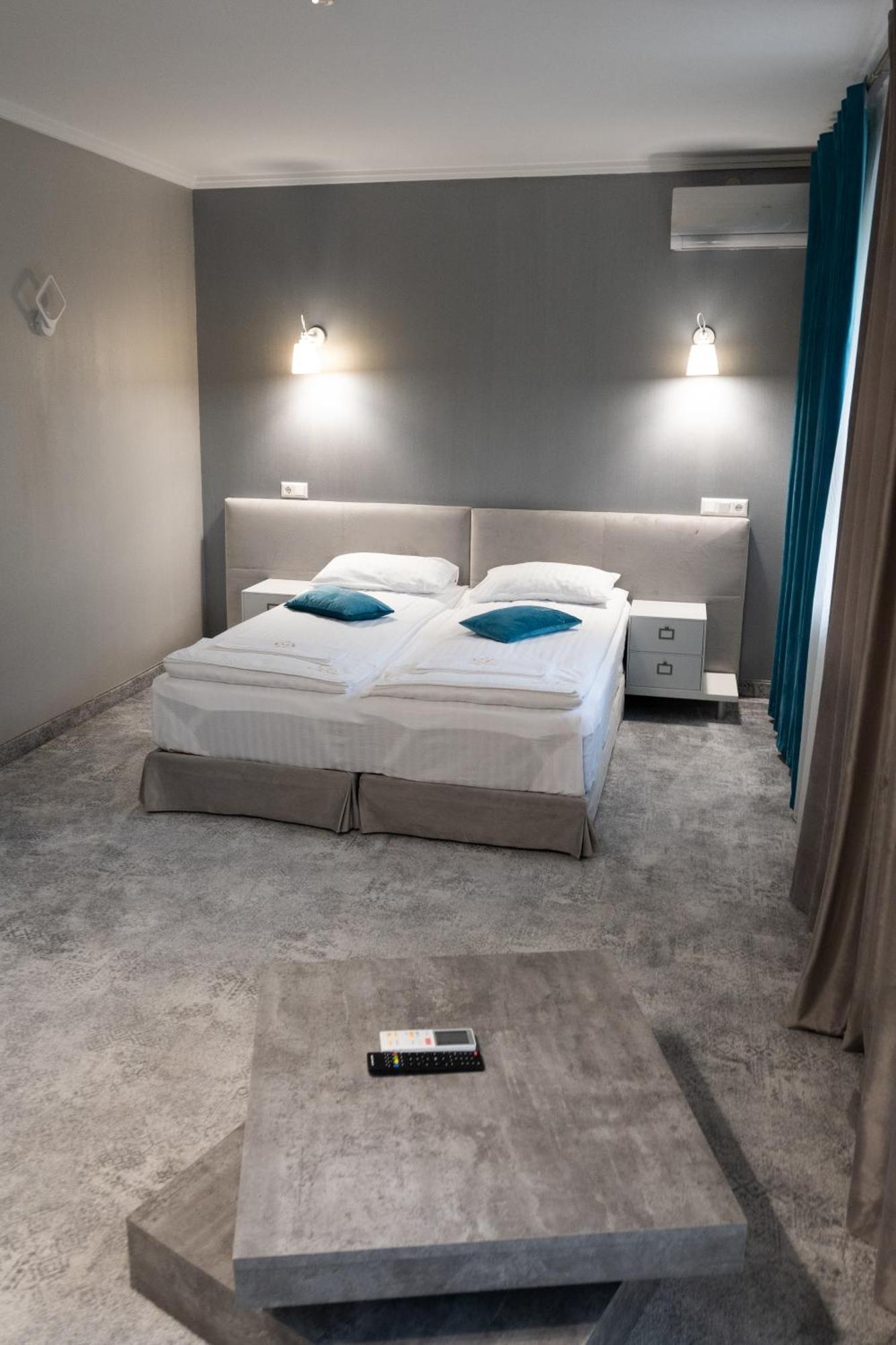 River Stone Hotel Sheshory Buitenkant foto